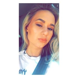 Meet your Posher, Brianna